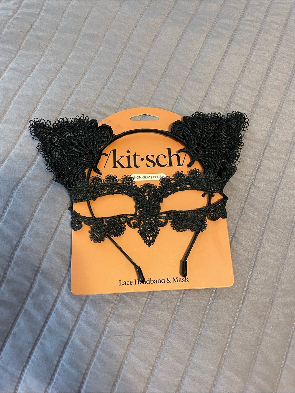 Nwts Kitsch Black Lace Cat Ears Headband and Eyemask 2 piece Halloween costume